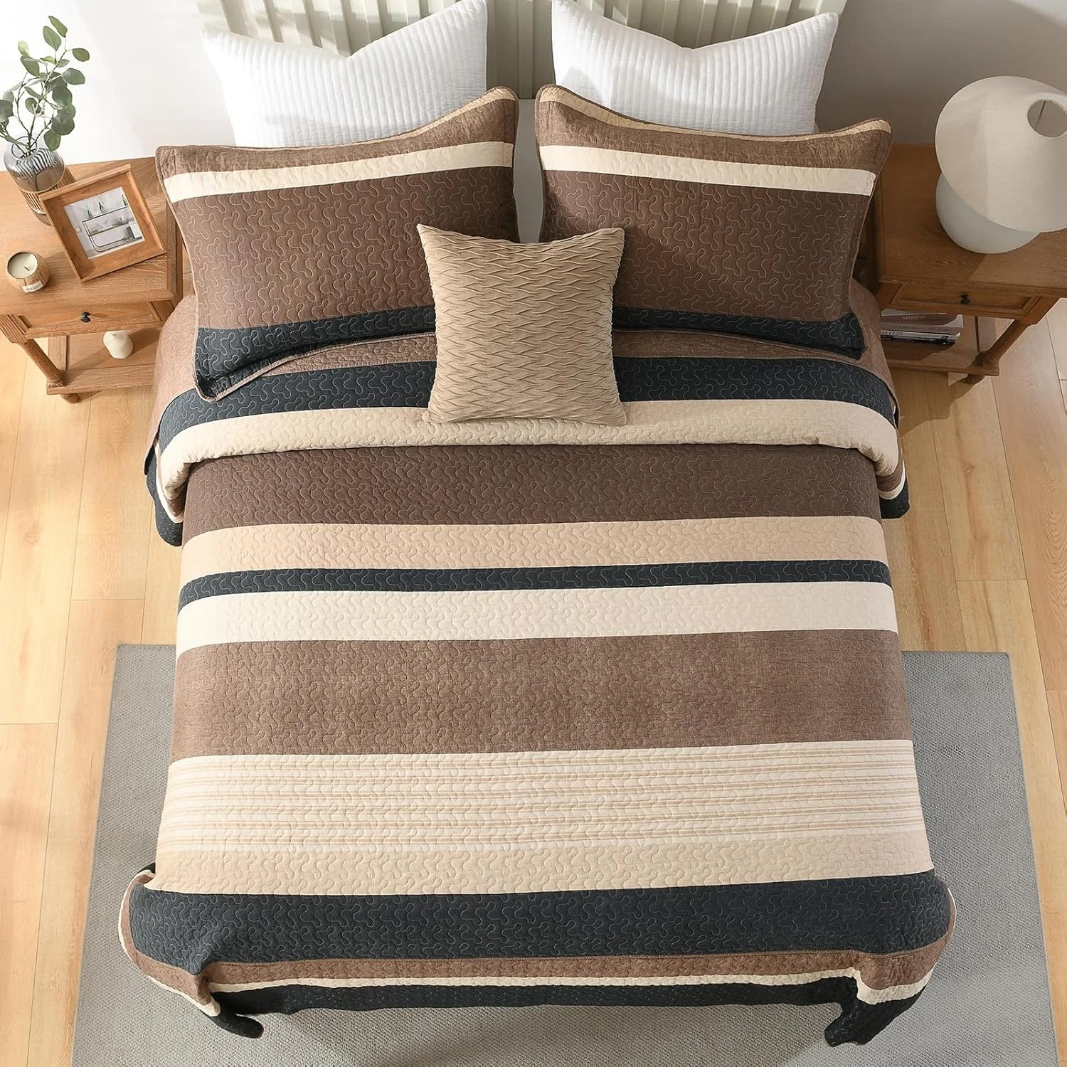 روتختی سه تکه دونفره DDUOXIN سایز کوئین 259x305 سانتی متر - لحاف کوئین بزرگ سایز 100% پنبه ای با 2 روبالشی، ست روتختی راه راه سبک وزن طرح خانه روستایی، زغالی/قهوه ای/بژ/خاکی