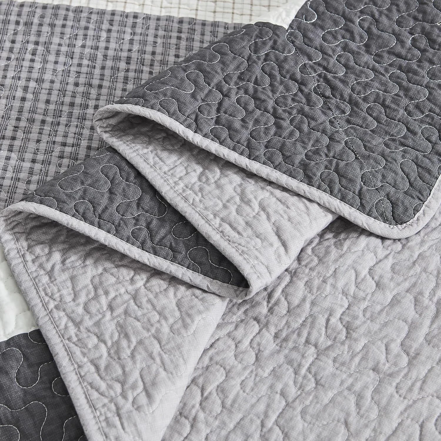 روتختی پنبه ای بسیار بزرگ DDUOXIN مناسب تخت کینگ سایز، عرض 325 سانتی متر در طول 305 سانتی متر - لحاف کالیفرنیا کینگ سبک وزن به همراه 2 روبالشتی، روتختی های دو رو طرح مزرعه، ذغالی طوسی/طوسی/قهوه ای/سفید