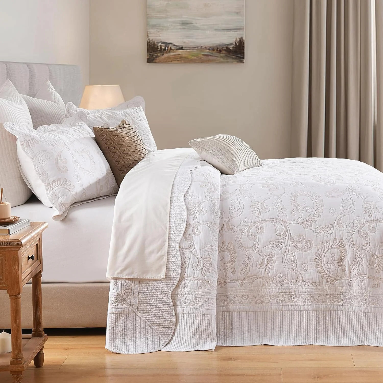 روتختی کینگ سایز بزرگ SOElinens 120x120 - گلدوزی طرح گل و بوته با لبه دالبری، ست لحاف کالیفرنیا کینگ، ست روانداز سبک و نازک 3 تکه، 100% پنبه، کالیفرنیا کینگ، بژ/سفید روتختی کینگ سایز بزرگ SOElinens 120x120 - گلدوزی طرح گل و بوته با لبه دالبری، ست لحاف کالیفرنیا کینگ، ست روانداز سبک و نازک 3 تکه، 100% پنبه، کالیفرنیا کینگ، بژ/سفید