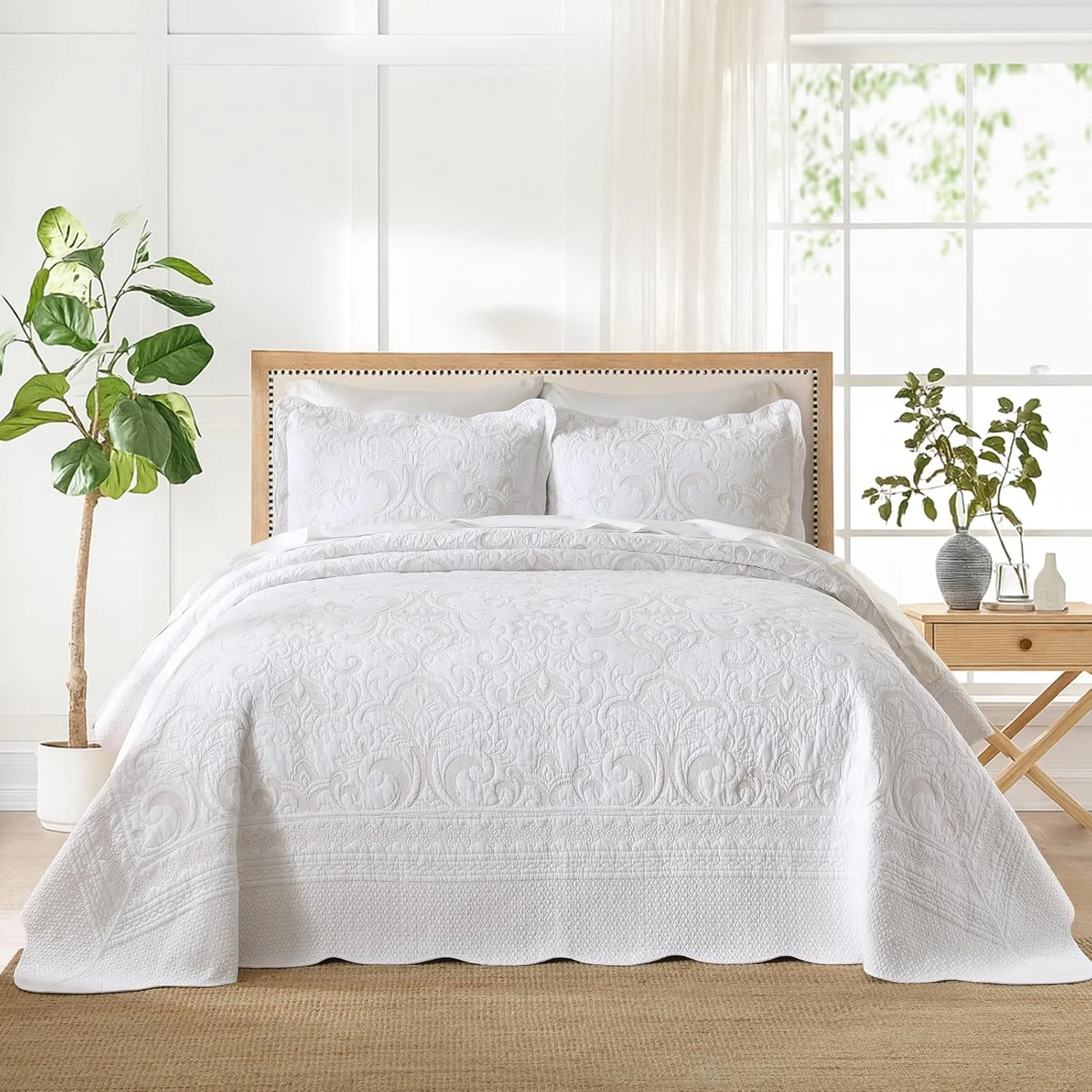ست روتختی لحافی پنبه‌ای سایز بزرگ Finlonte، 305x259 سانتی‌متر، روتختی‌های سایز بزرگ کوئین به همراه روبالشی، لحاف طرح‌دار گل‌دار برجسته سبک وزن، سفید/بژ