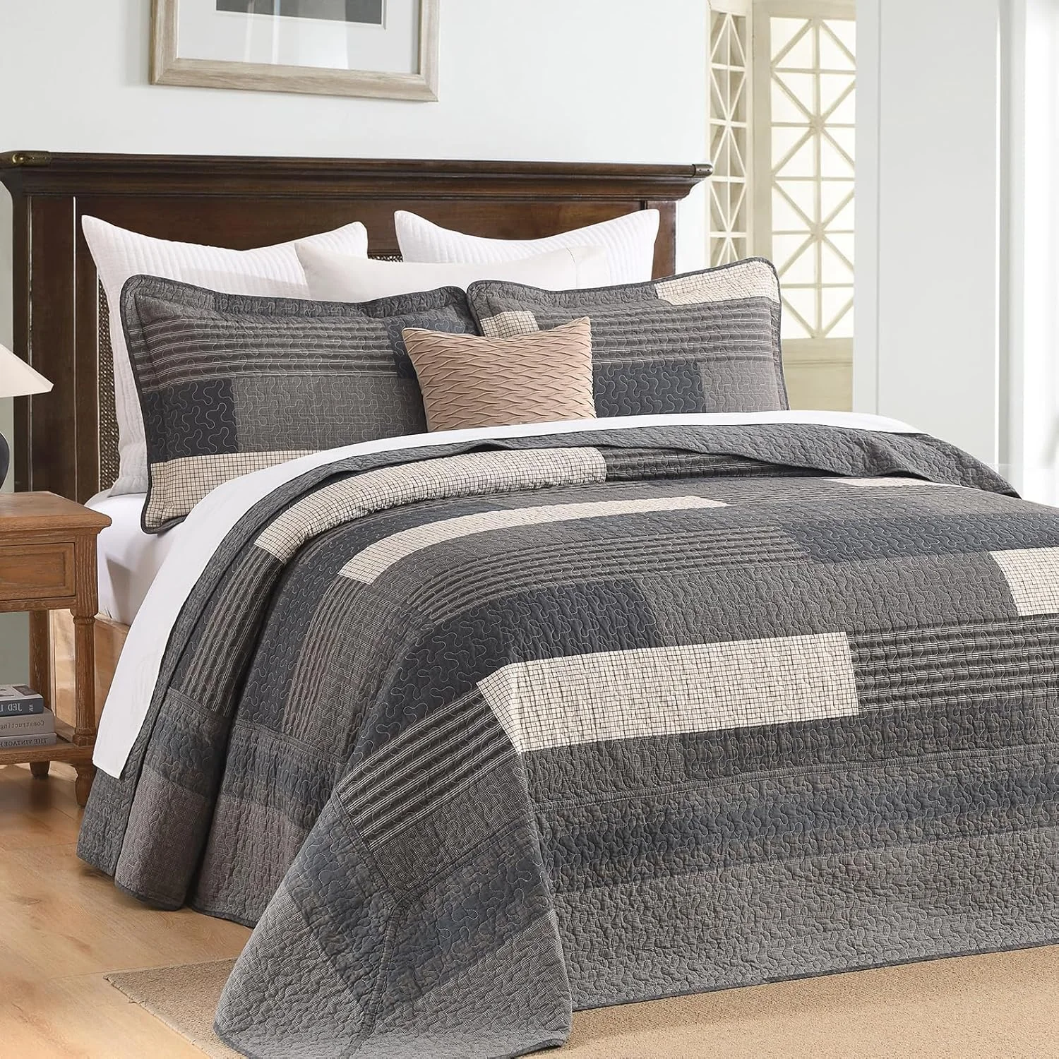 DUOHONG 100% Cotton 120"x120" Oversized Quilt Bedspread, Plaid Pattern California King Extra Large Quilt Bedding Set, Cal King XL Bed Spread Lightweight Comforter, Brown/Beige/Cream, 3Pcs