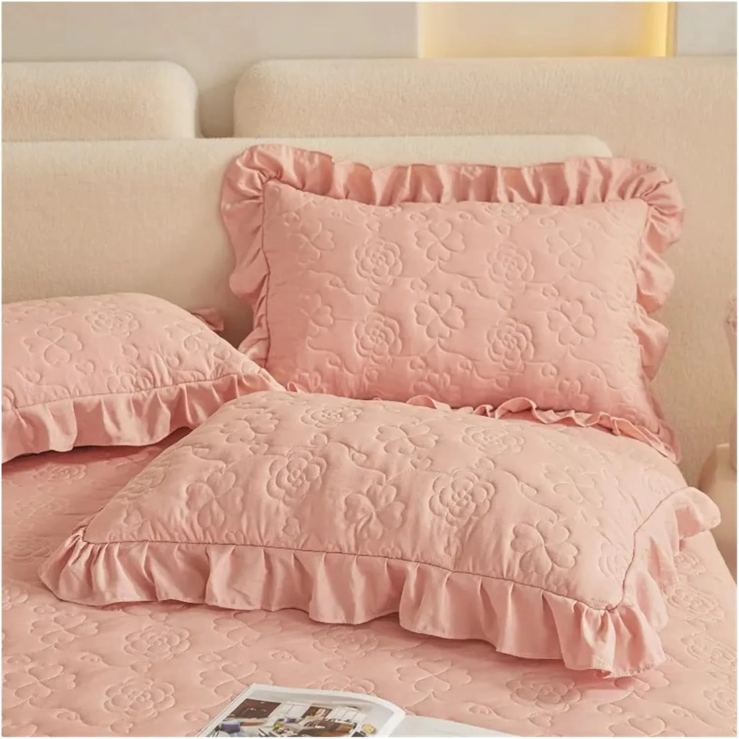 روتختی طرح گل برجسته سفید توری به همراه 2 عدد روبالشتی، رو تختی سفید ساده مناسب تخت دو نفره/کینگ، ست روتختی 3 تکه، ست خواب لوکس (B 245x250cm 3 تکه) روتختی طرح گل برجسته سفید توری به همراه 2 عدد روبالشتی، رو تختی سفید ساده مناسب تخت دو نفره/کینگ، ست روتختی 3 تکه، ست خواب لوکس (B 245x250cm 3 تکه)