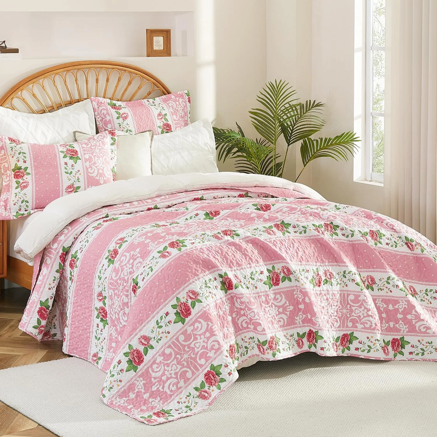 ست لحاف گلدار EVENHUG سایز کوئین 3 تکه، ست ملحفه صورتی، دو رو، همراه با 2 روبالشتی، روتختی سبک و نرم مناسب تمام فصول (270x244 سانتی متر، صورتی)