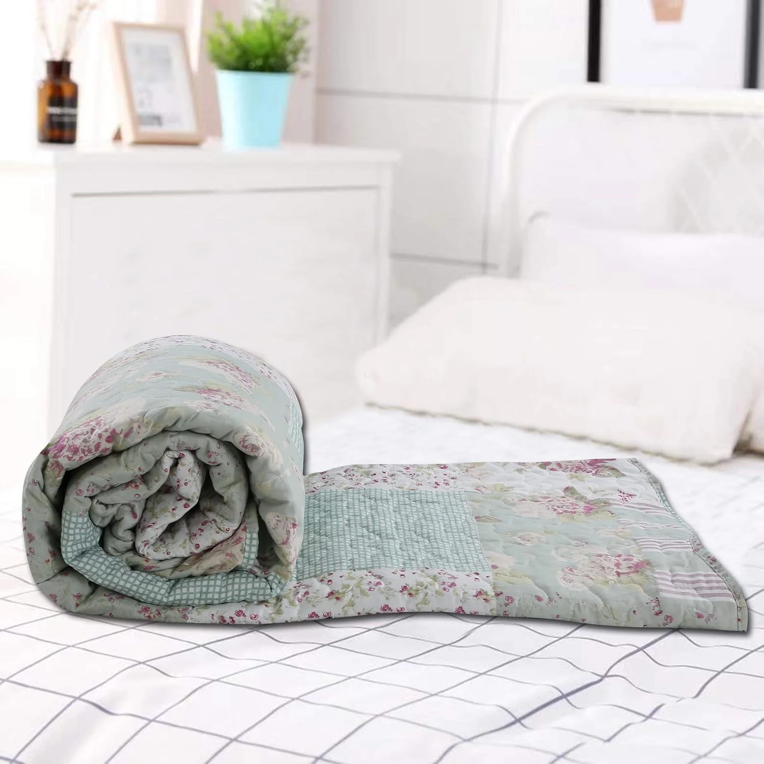 روتختی طرح گل رز انگلیسی، غنی از پنبه، پیش شسته شده، بدون آبرفت. مناسب به عنوان روتختی، رو تختی، لحاف تزئینی، روتختی سبک