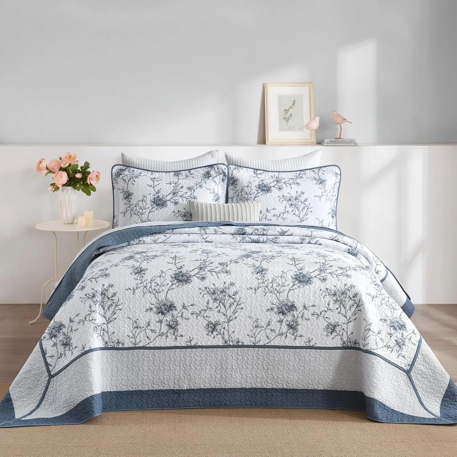 FineStichery Oversized King Bedspreads 120"x120", 100% Cotton Floral Super King Quilt Reversible Coverlet, Lightweight Farmhouse Quilted Bedding Set 3 Piece, Grayish Blue/White