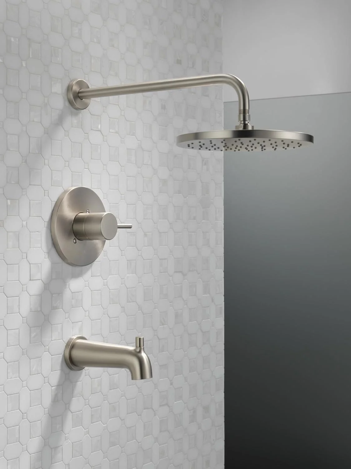 ست شیرآلات حمام و دوش تک کاره گرد مدرن دلتا مدل Raincan طلایی، ست شیرآلات وان، سر دوش بارانی طلایی، ست دوش دلتا، برنز شامپاین T14469-CZ-PP (شیرآلات اصلی شامل نمی شود)