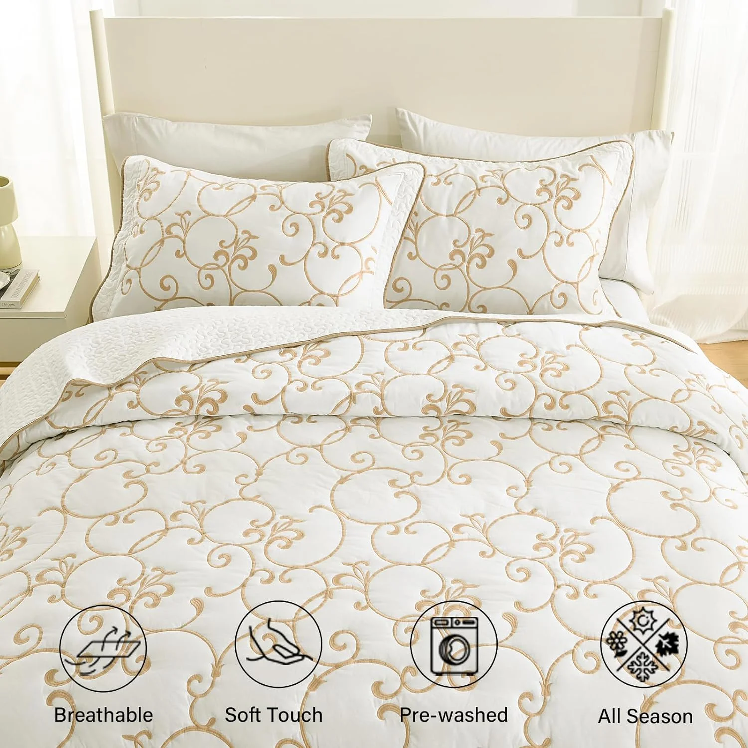 روتختی کینگ سایز بزرگ Finlonte، 325x305 سانتی متر - روتختی لحافی کالیفرنیا کینگ با گلدوزی 100% پنبه ای طرح تاک، رو تختی کرم مایل به سفید (عاجی) طرح تاک طلایی، لحاف سبک وزن فوق العاده بزرگ به همراه 2 روبالشی