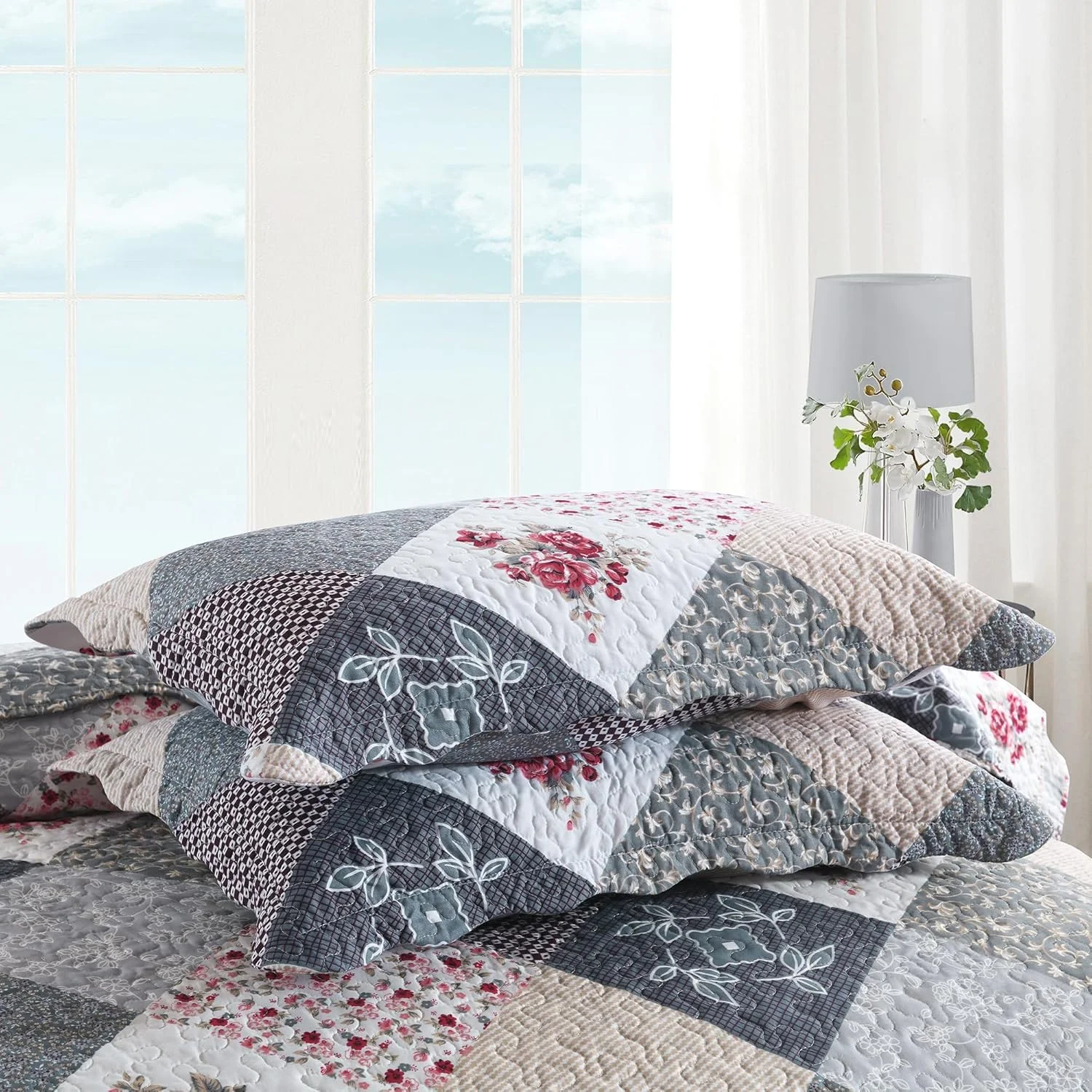 ست لحاف HoneiLife سایز کینگ - ست روتختی 3 تکه میکروفیبر دو رو، رو تختی تکه دوزی، ست ملحفه گلدار، لحاف چهار فصل - رز خاکستری
