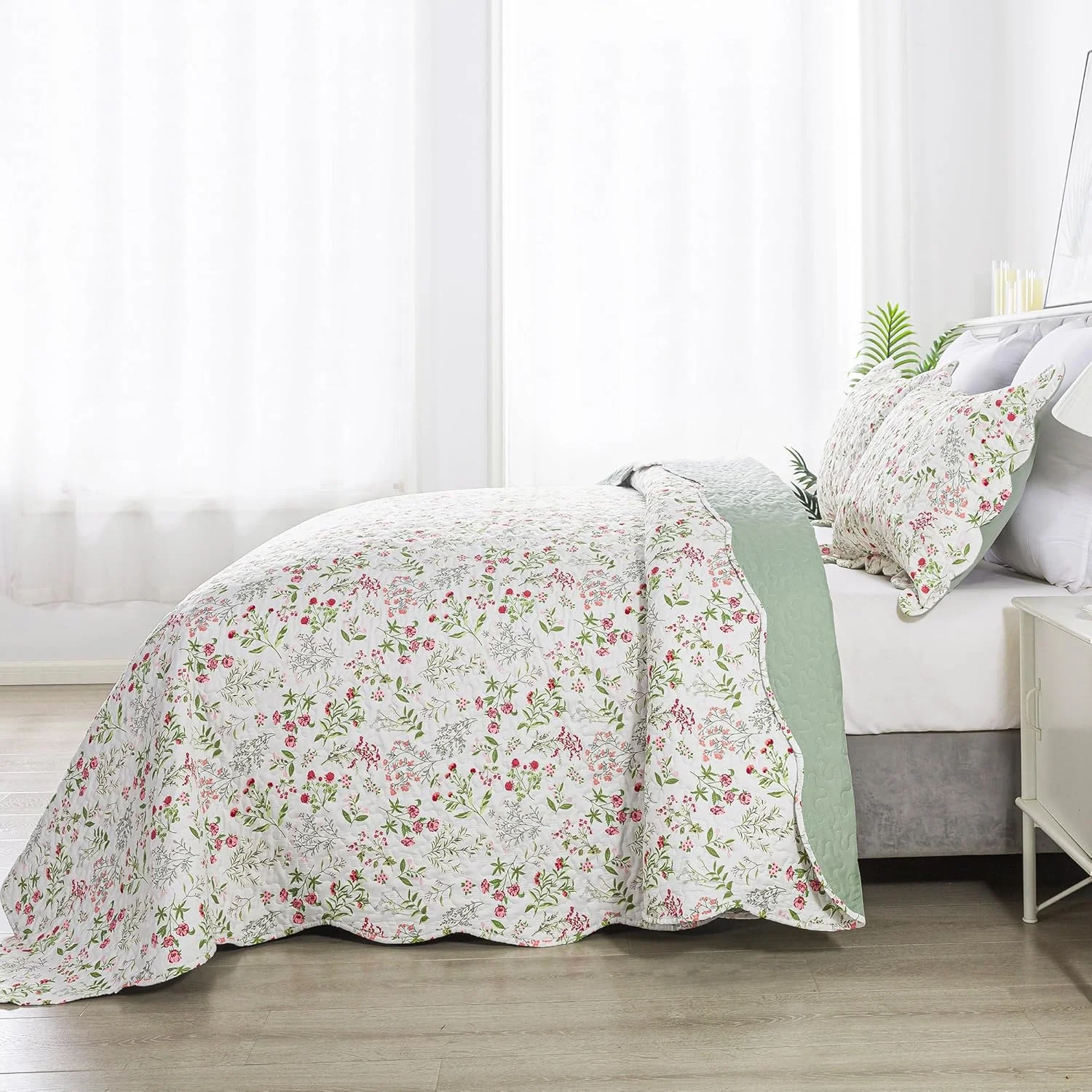 لحاف طرح گل HoneiLife سایز کینگ - ست 3 تکه لحاف میکروفایبر، رو تختی سبک وزن طرح گل های وحشی، روکش تخت طبیعت، ست روتختی لحاف کینگ، لحاف چهار فصل