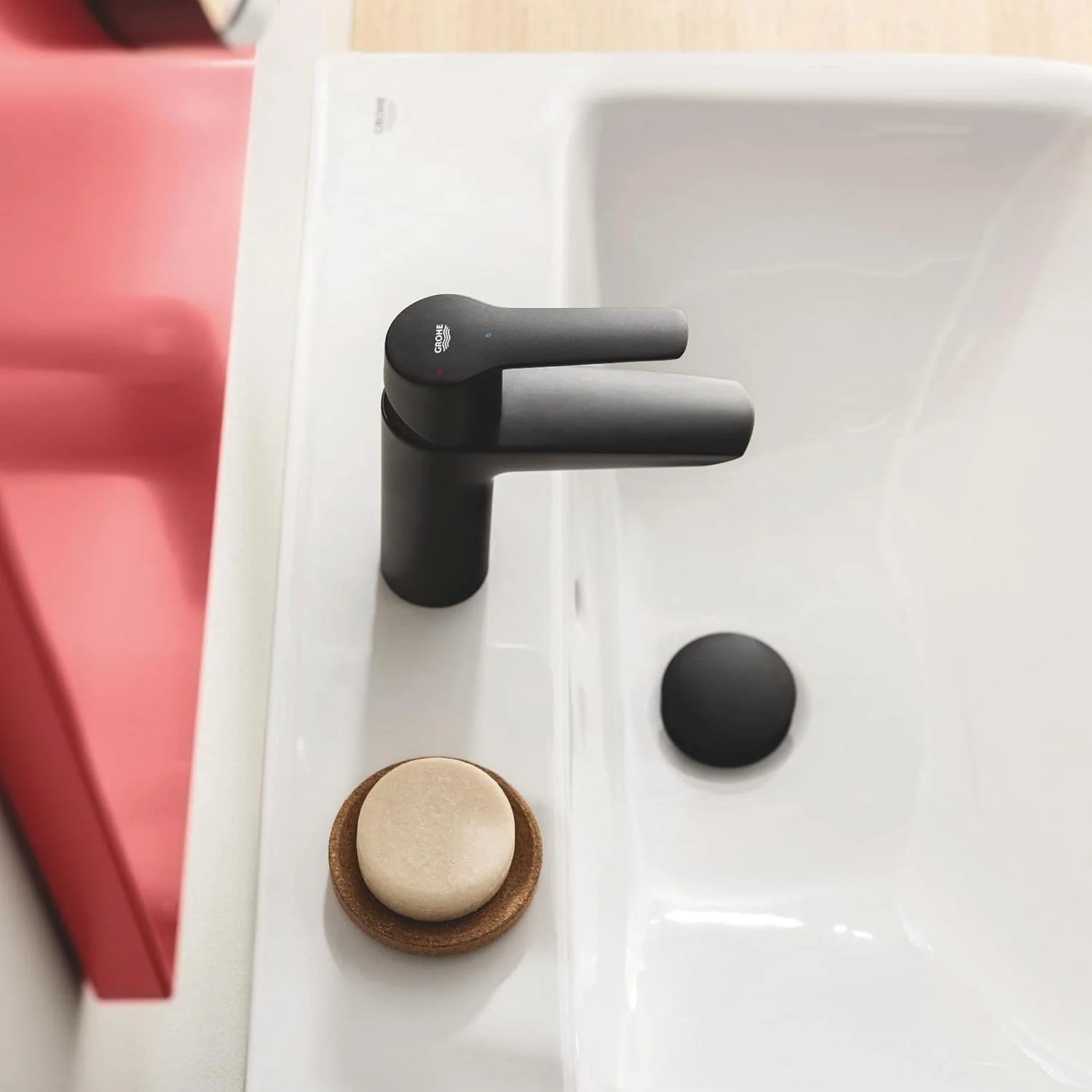 شیر روشویی تک اهرمی GROHE Start QuickFix | به همراه سیفون اتوماتیک فشاری | سایز S | صرفه جویی در آب و انرژی | مشکی مات | نصب آسان با GROHE QuickTool. 235512432 شیر روشویی تک اهرمی GROHE Start QuickFix | به همراه سیفون اتوماتیک فشاری | سایز S | صرفه جویی در آب و انرژی | مشکی مات | نصب آسان با GROHE QuickTool. 235512432