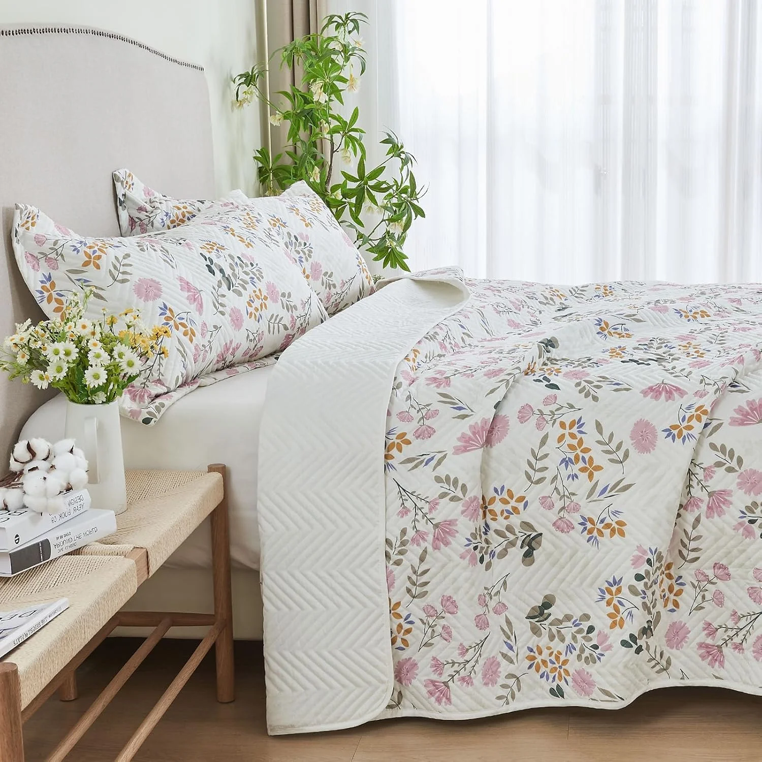 ست لحاف پنبه ارگانیک 100% با طرح گل لوکس Kingrest، سایز کینگ، رو تختی بزرگ و لحاف دوزی شده، به همراه 2 روبالشی ست، مناسب برای تمام فصول - طرح گل صورتی