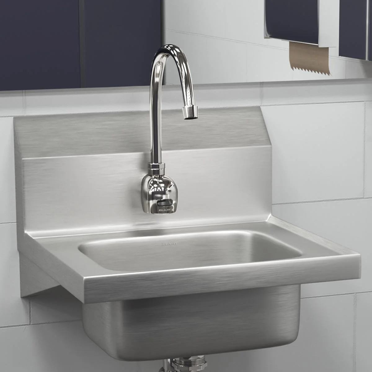 شیر آب دیواری الکترونیکی سنسوردار تجاری Elkay LKB722C، مخصوص شستشو/دستشویی، با باتری، روکش کروم شیر آب دیواری الکترونیکی سنسوردار تجاری Elkay LKB722C، مخصوص شستشو/دستشویی، با باتری، روکش کروم