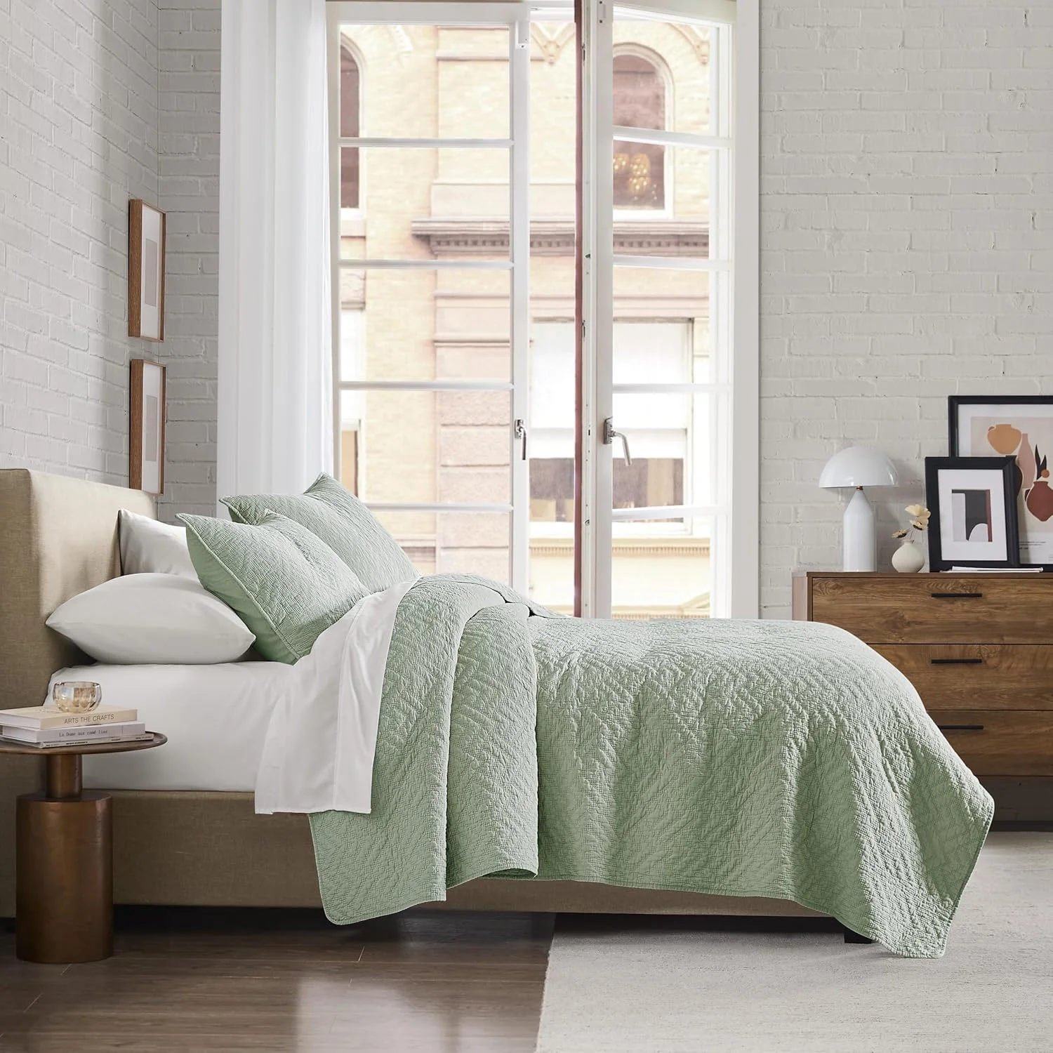 palassio Sage Green 100% Cotton Quilt California Cal King Size Bedding Sets with 2 Pillow Shams, Oversized Lightweight Textured Farmhouse Bedspread Soft Shabby Chic Coverlet for All Season, 3 Pieces