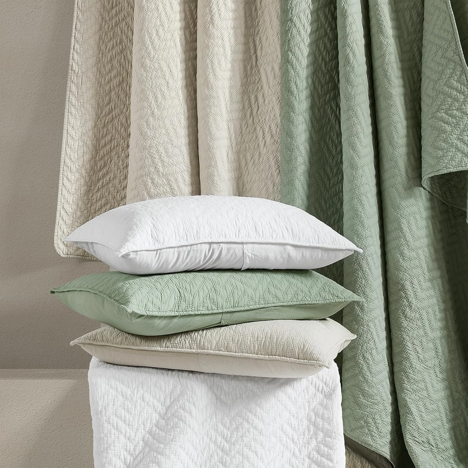 palassio Sage Green 100% Cotton Quilt California Cal King Size Bedding Sets with 2 Pillow Shams, Oversized Lightweight Textured Farmhouse Bedspread Soft Shabby Chic Coverlet for All Season, 3 Pieces