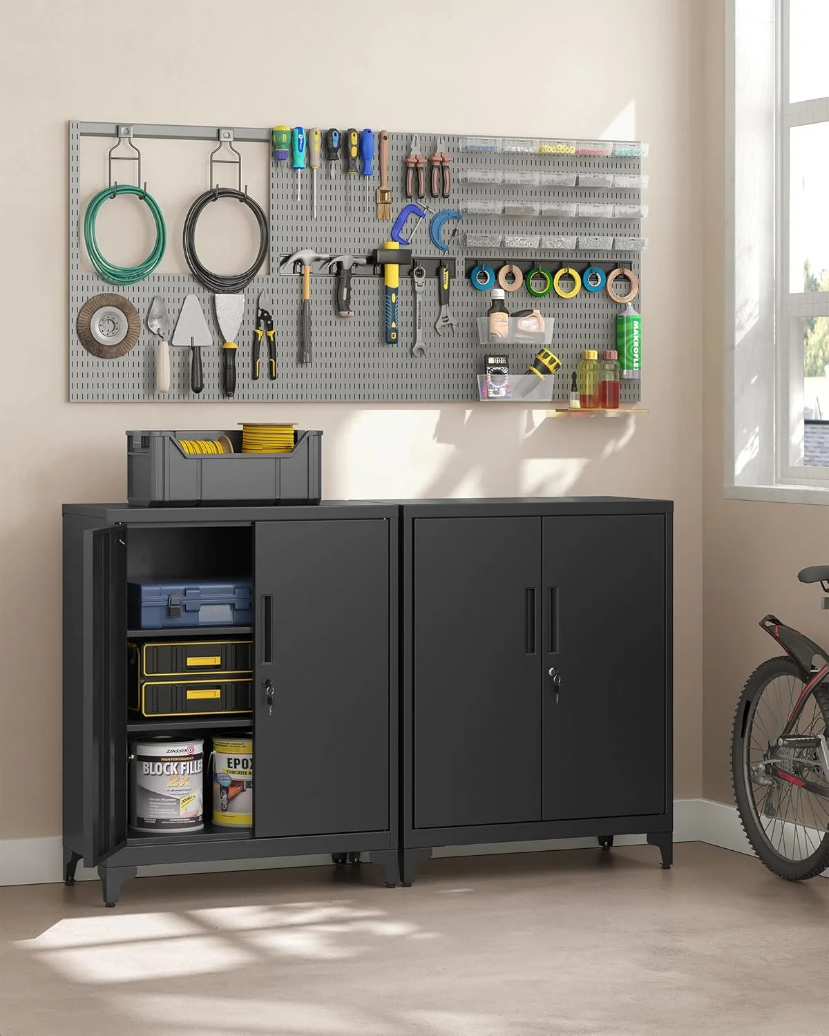کابینت گاراژ SONGMICS، کابینت فلزی با درها و قفسه ها، برای دفتر کار خانگی، گاراژ و اتاق ابزار، مشکی UOMC013B01