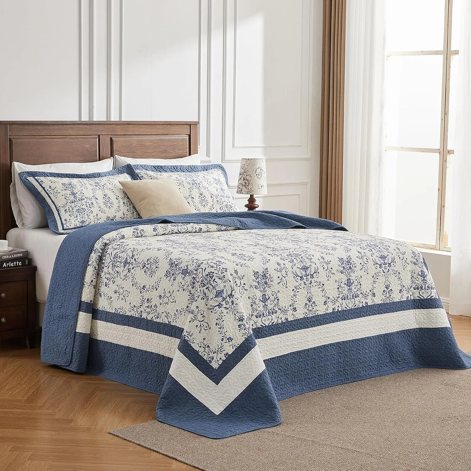 روتختی بزرگ پنقوشان 325x305 سانتی‌متر، 100% پنبه، مناسب تخت کالیفرنیا کینگ، طرح گل و بوته برگشت‌پذیر، مناسب سبک خانه‌های روستایی، ست روتختی لحافی بزرگ و سبک، آبی سرمه‌ای