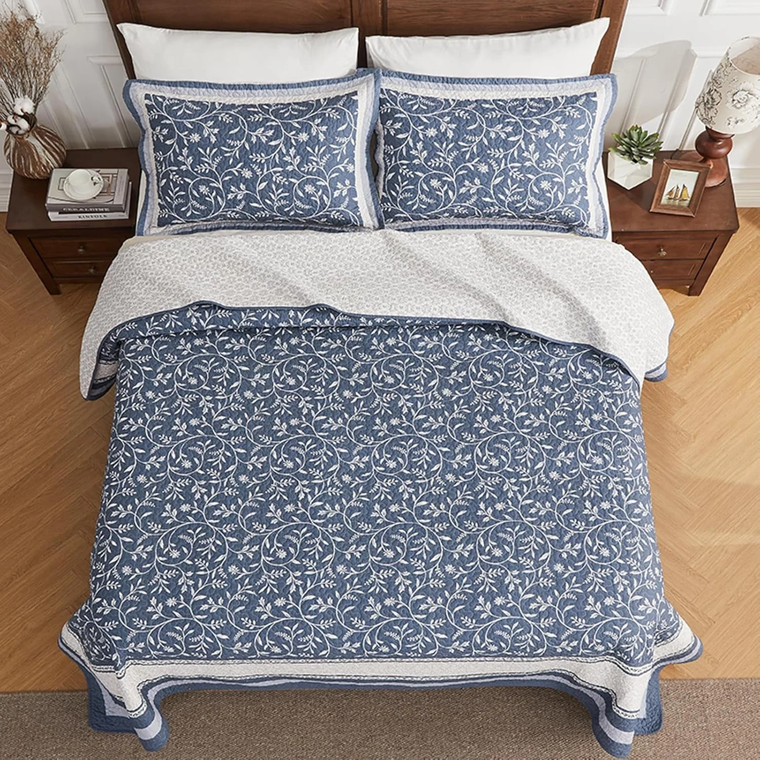 روتختی بزرگ پنبه‌ای پانگوشان، سایز 305×305 سانتی‌متر، مناسب تخت کالیفرنیا کینگ، طرح گل و گیاه برگشت‌پذیر، سبک روستایی، ست روتختی لحافی بزرگ و سبک، آبی-خاکستری، 3 تکه