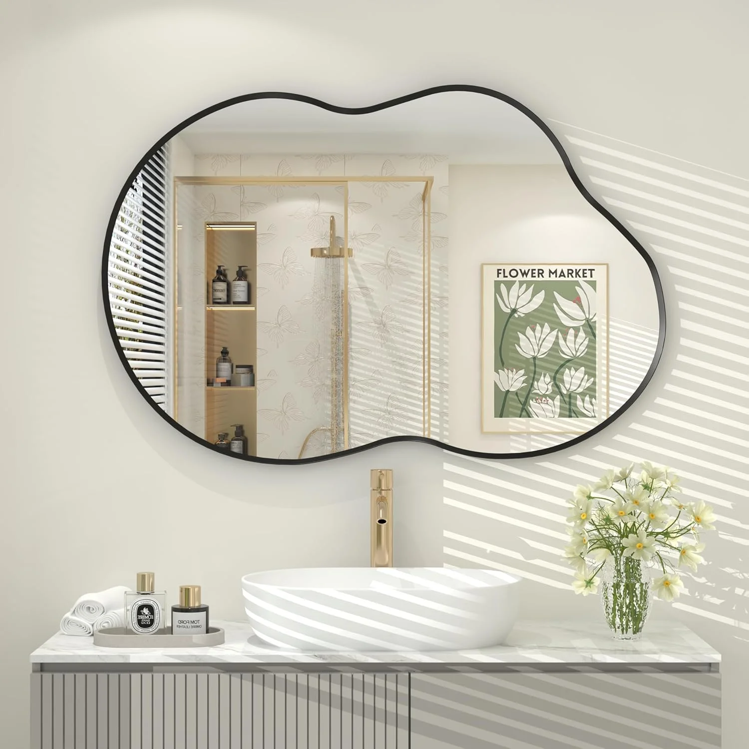 آینه نامنظم حمام CHARMOR با ابعاد 32x20 اینچ آینه نامنظم حمام CHARMOR با ابعاد 32x20 اینچ