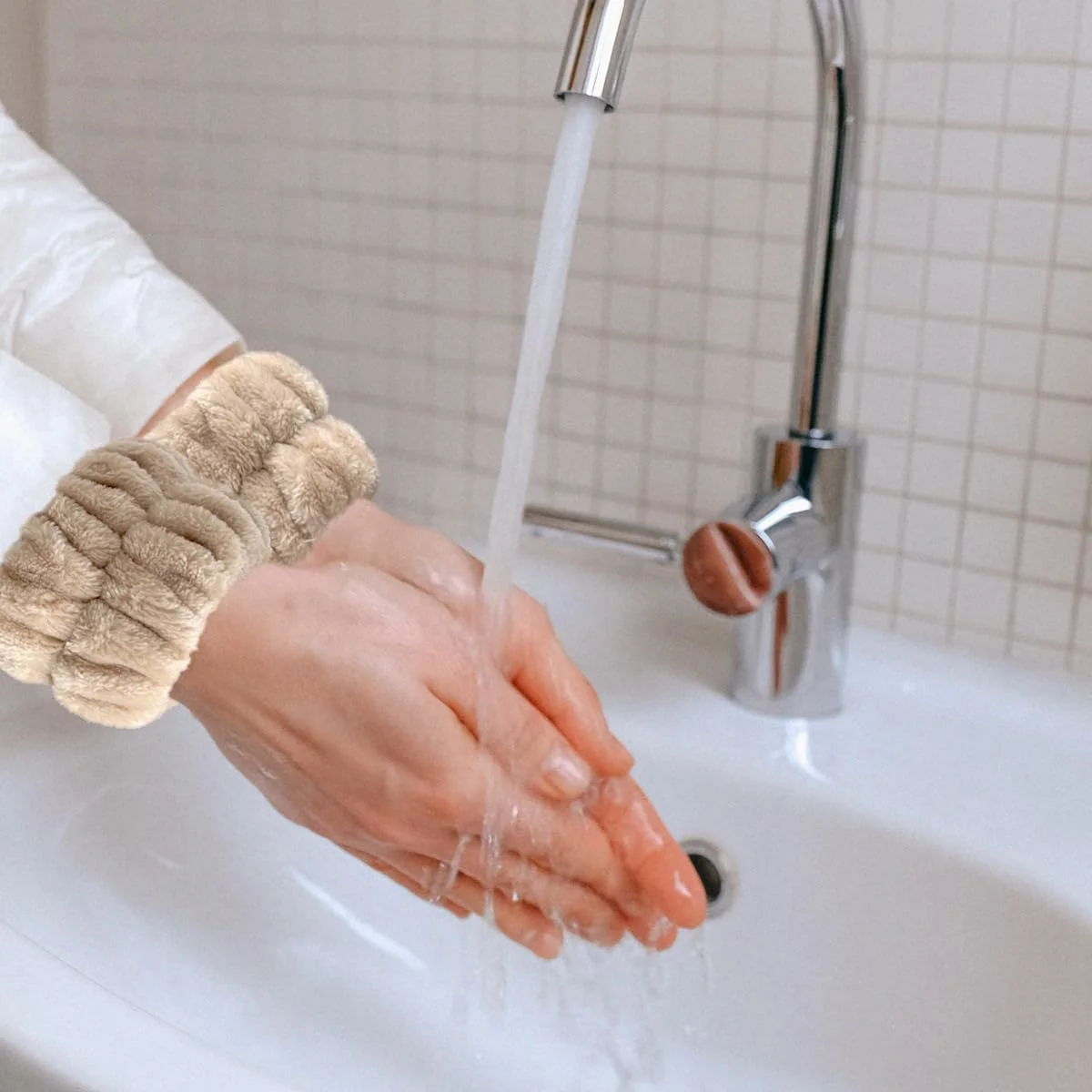 2 جفت مچ بند شستشو صورت زنانه، مچ بند اسپا جاذب، جلوگیری از ریختن مایعات روی بازوها