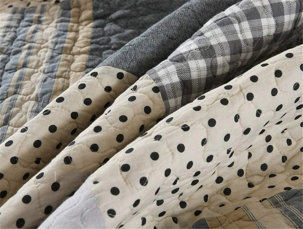 ست روتختی تکه دوزی شده سه تکه طرح نقطه ای آبی قهوه ای شامل لحاف و روبالشتی مناسب تخت دو نفره و کینگ سایز 230x250 سانتی متر