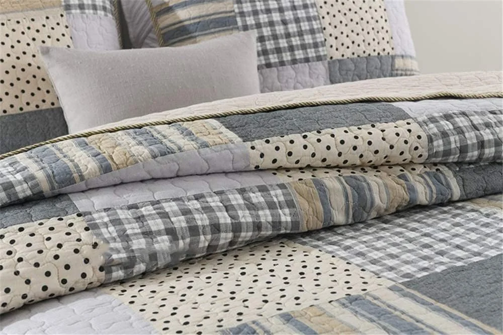 ست روتختی تکه دوزی شده سه تکه طرح نقطه ای آبی قهوه ای شامل لحاف و روبالشتی مناسب تخت دو نفره و کینگ سایز 230x250 سانتی متر