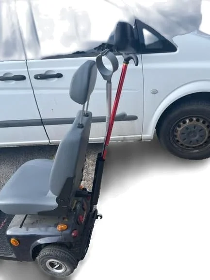 نگهدارنده دوگانه عصا/زیر بغل برای اسکوتر برقی، فولاد ضخیم، پوشش پودری نگهدارنده دوگانه عصا/زیر بغل برای اسکوتر برقی، فولاد ضخیم، پوشش پودری