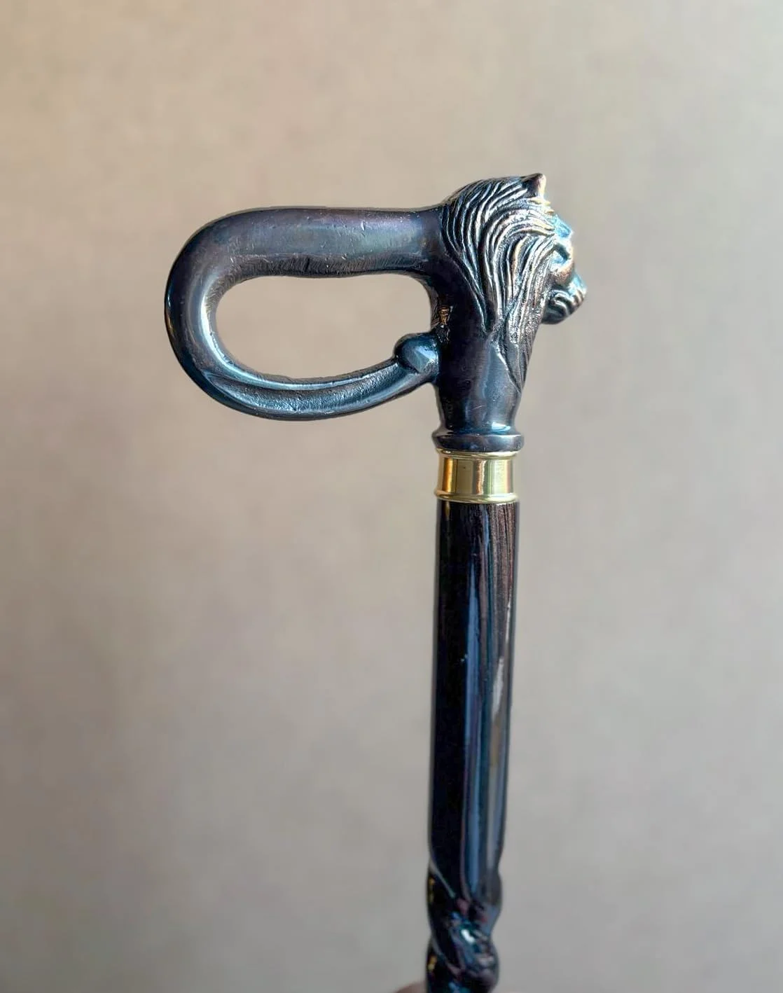عصای چوبی طبیعی KALA KUNJ با سر شیر فلزی با روکش آنتیک - بیانیه مد برای آقایان/بانوان/سالمندان/پدربزرگ و مادربزرگ ها