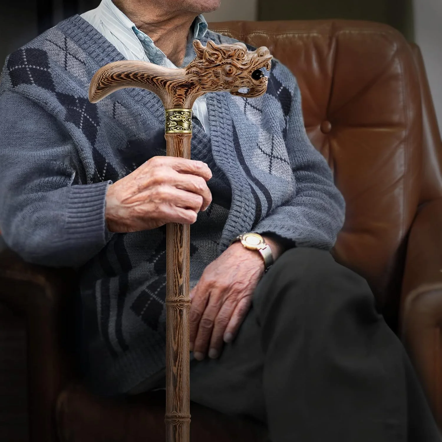 عصای چوبی ispuoocti، عصای پیاده روی چوبی طبیعی، عصای پیاده روی ارگونومیک برای مردان و زنان، عصای پیاده روی حکاکی شده دستی برای سالمندان، پشتیبانی بالا، سبک و پایدار، با یک کیف مسافرتی