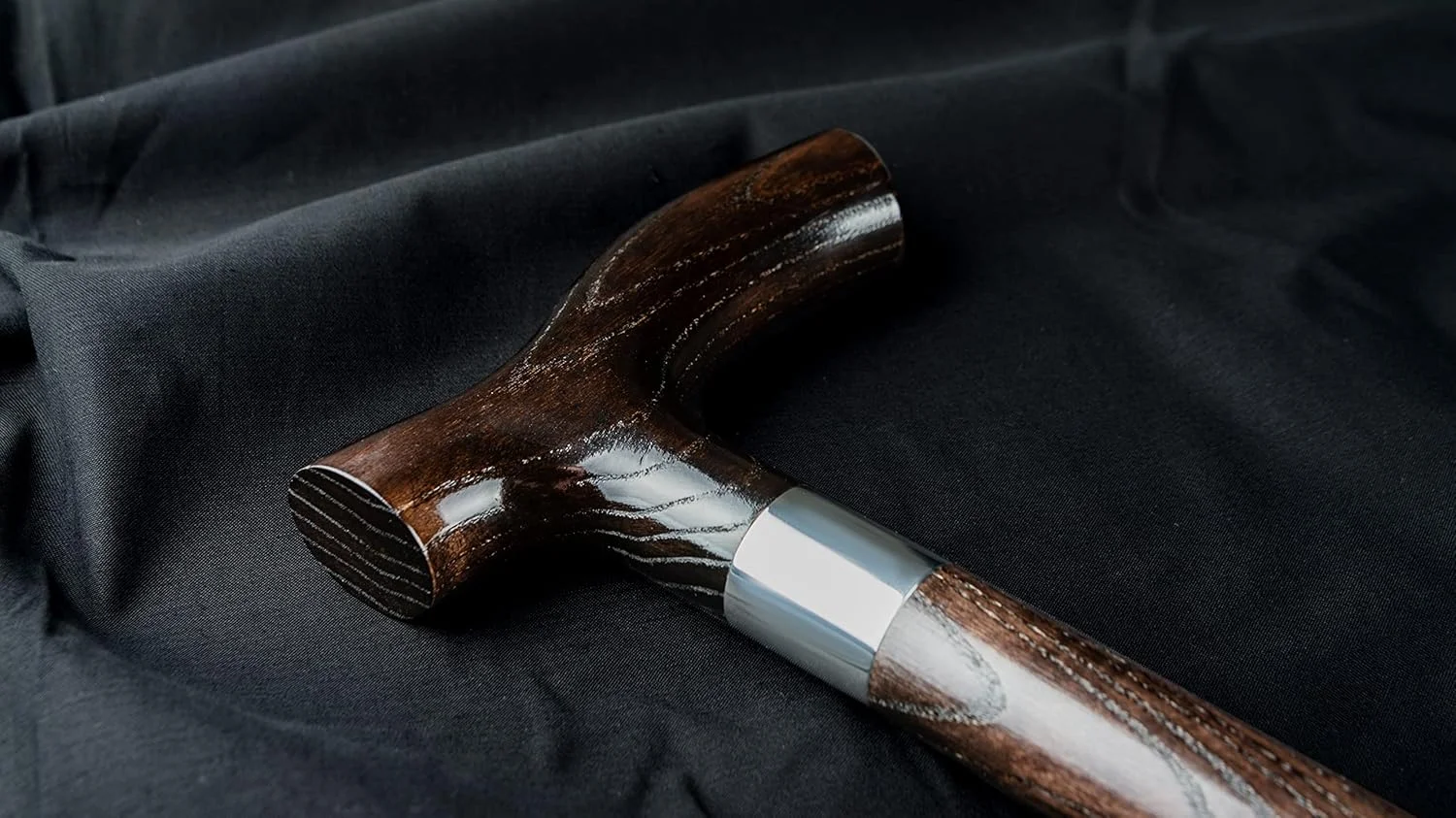 عصای پیاده روی چوبی دست ساز دکتر واتسون با دسته فریتز عصای پیاده روی چوبی دست ساز دکتر واتسون با دسته فریتز