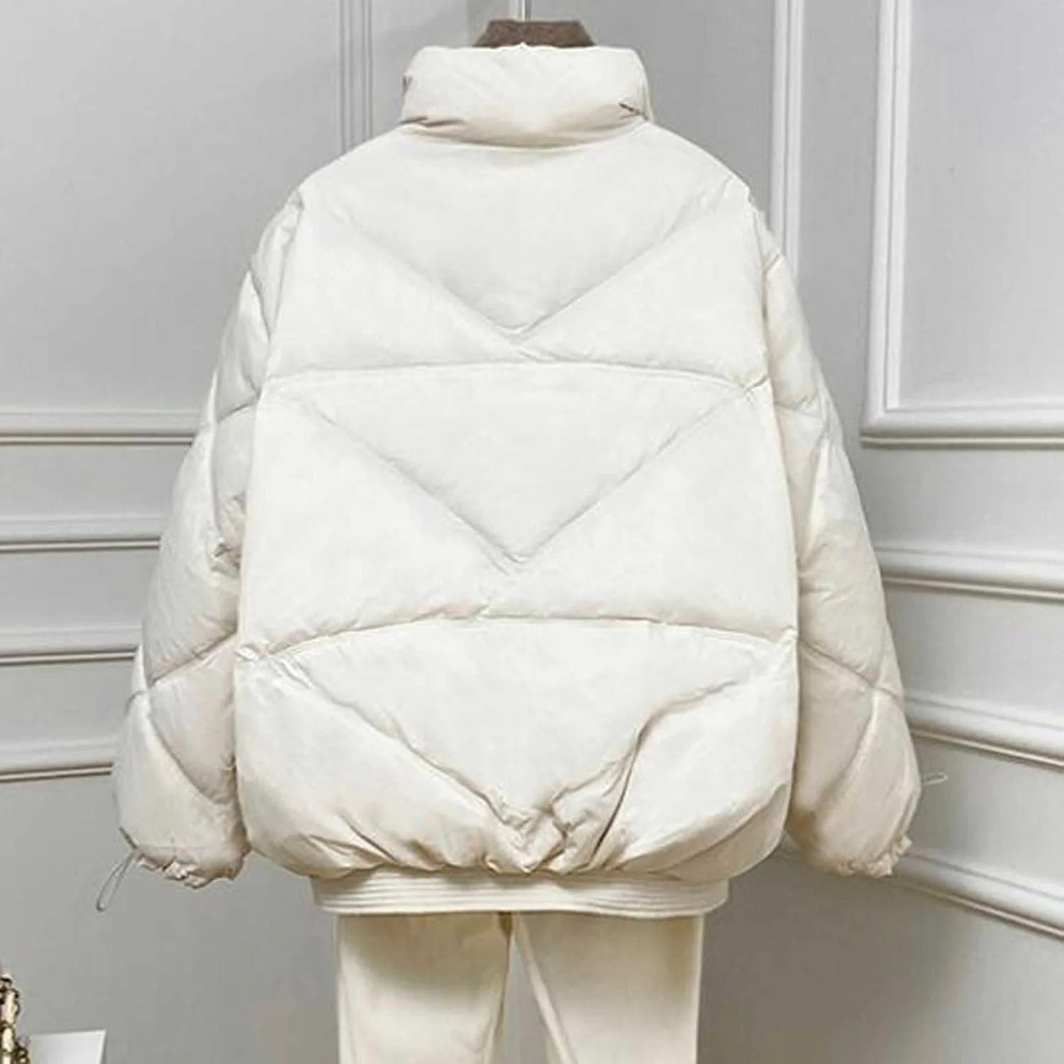 HBEIDAHUANG ژاکت زنانه زمستانی با پر اردک سفید، ژاکت های مد روز و ضخیم زنانه با سایز بزرگ و فرم آزاد HBEIDAHUANG ژاکت زنانه زمستانی با پر اردک سفید، ژاکت های مد روز و ضخیم زنانه با سایز بزرگ و فرم آزاد