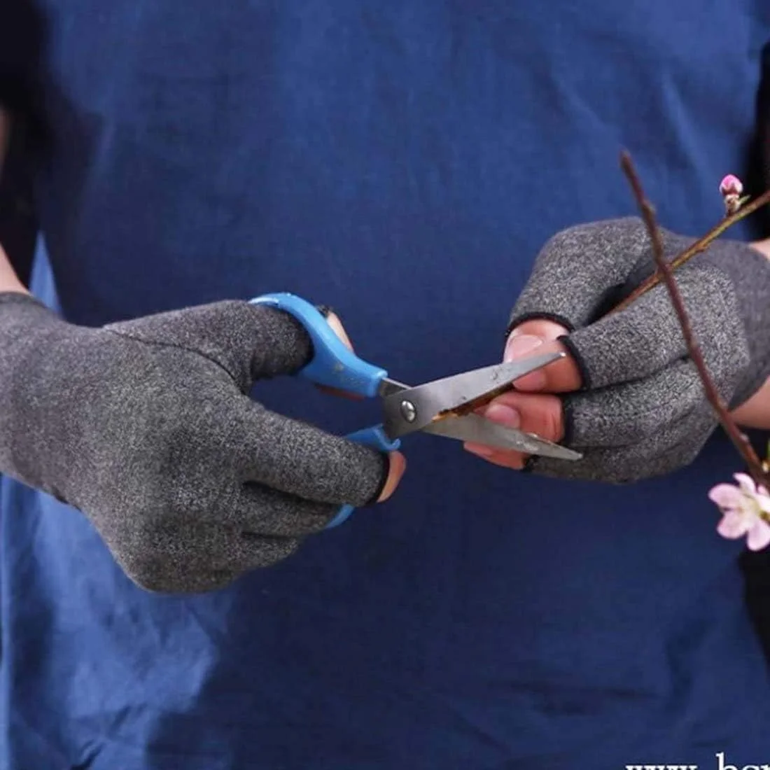 دستکش های ضد آرتروز Joyzzz، دستکش های فشاری بدون انگشت برای تسکین درد آرتروز، دستکش های نخی تنفسی با ایجاد گرما و پشتیبانی برای مفاصل دست