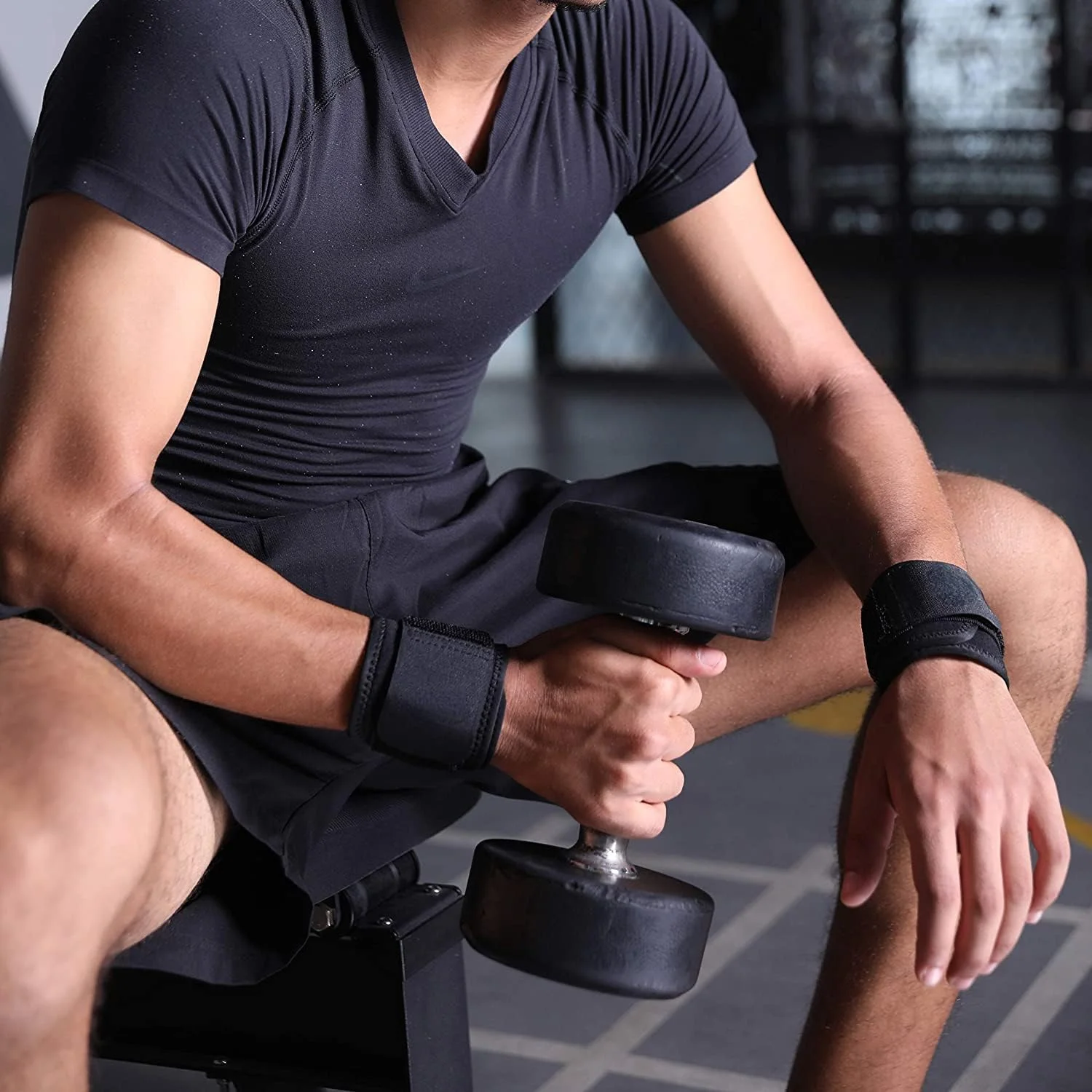 بسته 2 عددی بند فشاری مچ دست FDTY و مچ بند ورزشی برای تناسب اندام، وزنه برداری، تاندونیت، آرتریت تونل کارپال، تسکین درد مچ دست - قابل استفاده در هر مکان - унисекс، قابل تنظیم