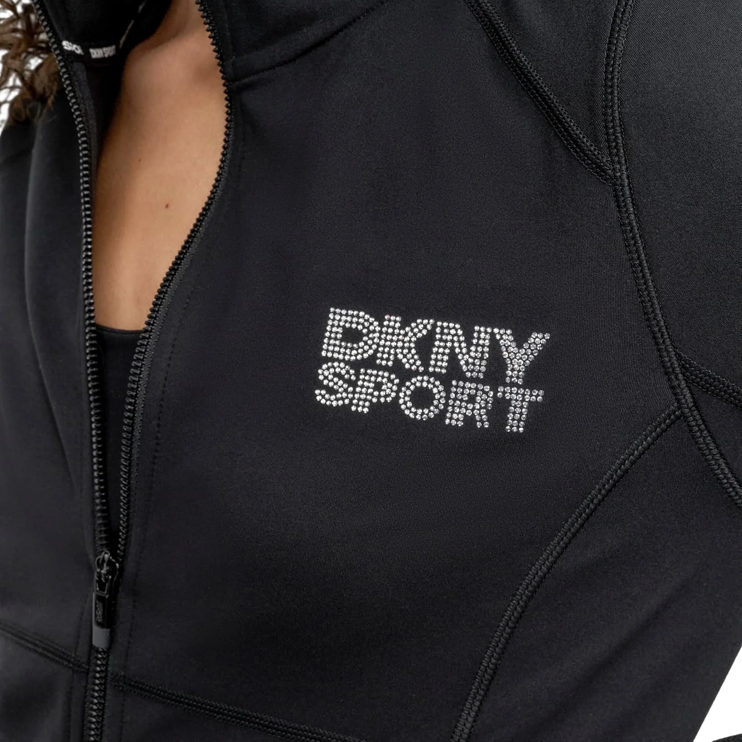 ژاکت ورزشی زنانه DKNY مدل Mock Neck با زیپ جلویی ژاکت ورزشی زنانه DKNY مدل Mock Neck با زیپ جلویی