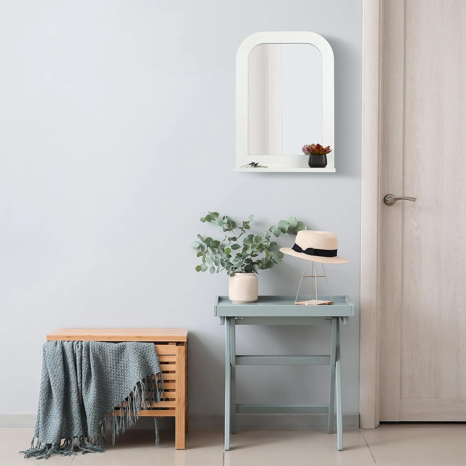 آینه حمام Relaxdays با قفسه، مناسب حمام، راهرو، مستطیلی، ابعاد: 54x38x8.5 سانتی متر، MDF، آینه آویز، سفید