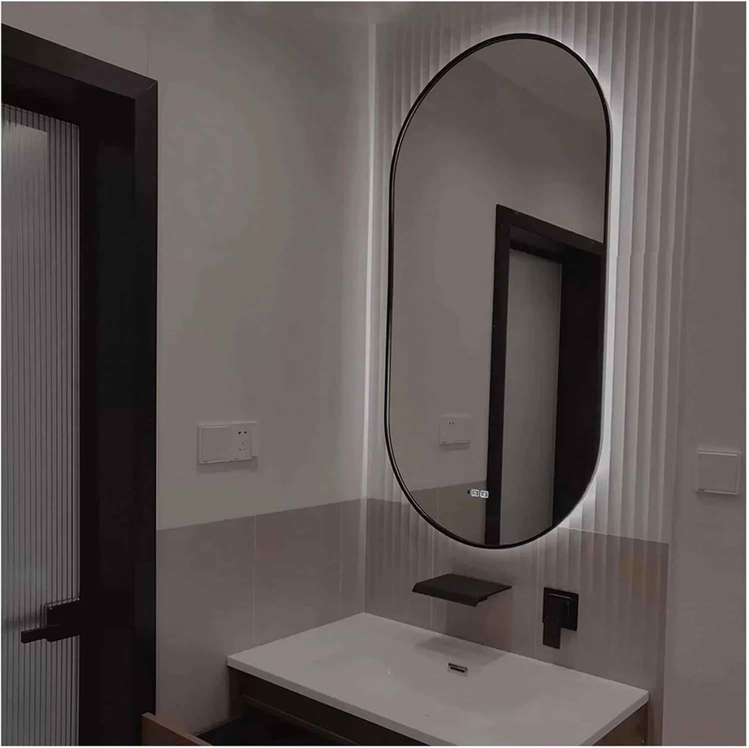 آینه حمام LED بیضی شکل NYASAA، ابعاد 50 در 80 سانتی متر، آینه دیواری روشویی با قابلیت تنظیم نور، ضد بخار و ضد شکستگی، مناسب آرایش، اتاق خواب و ورودی، رنگ مشکی