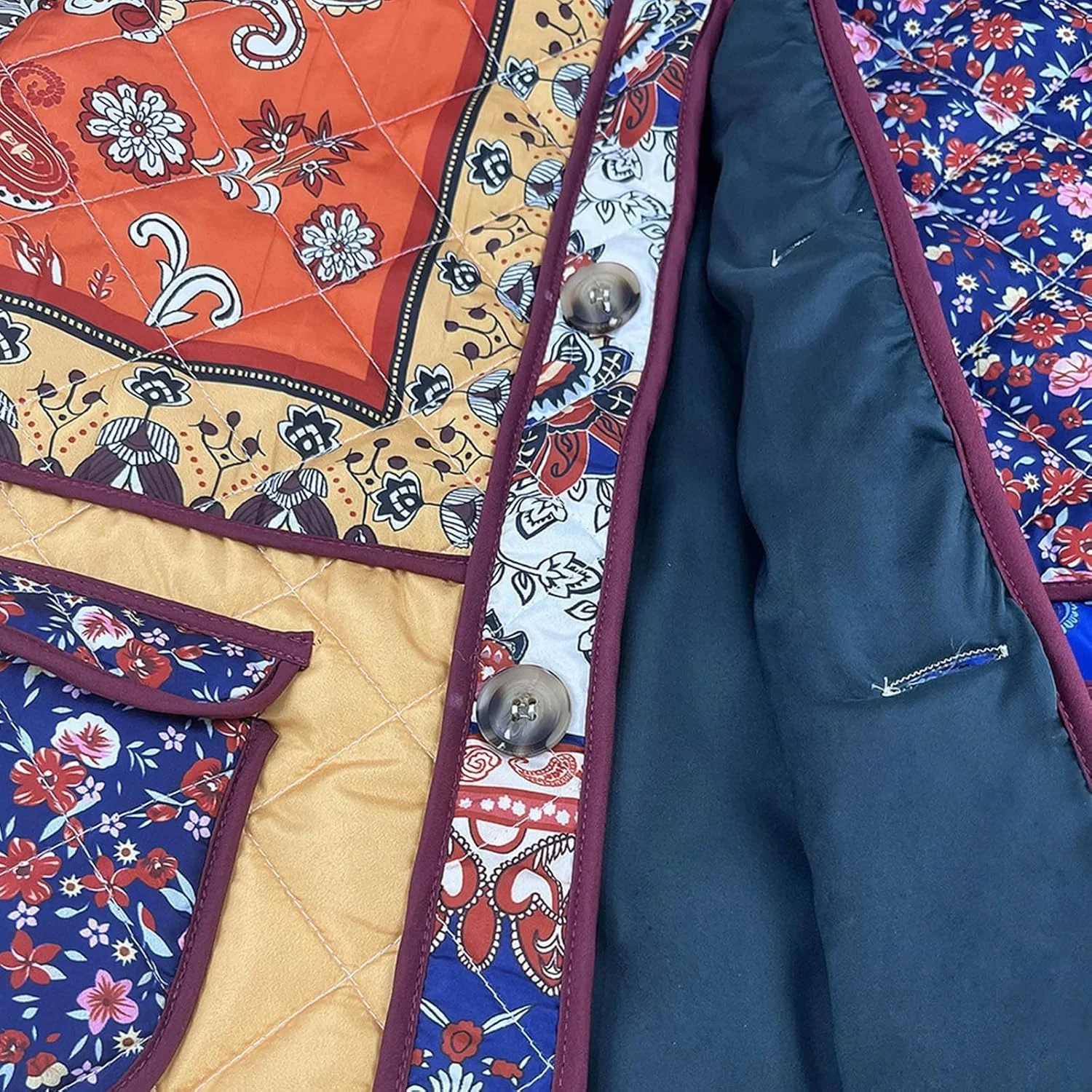 کت کوتاه زنانه CheJooe طرح دار، سبک قومی، یقه ایستاده گلدار، کت پفی، کت لحافی یقه ایستاده، ژاکت جلوباز با جیب کت کوتاه زنانه CheJooe طرح دار، سبک قومی، یقه ایستاده گلدار، کت پفی، کت لحافی یقه ایستاده، ژاکت جلوباز با جیب