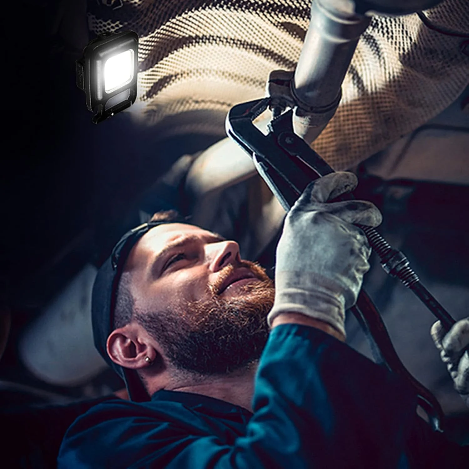 چراغ اضطراری کوچک قابل حمل و شارژی Fitto - چراغ LED کم مصرف و جمع و جور برای قطع برق، کمپینگ، مسافرت و استفاده در فضای باز - عمر باتری طولانی، طراحی سبک و راحت چراغ اضطراری کوچک قابل حمل و شارژی Fitto - چراغ LED کم مصرف و جمع و جور برای قطع برق، کمپینگ، مسافرت و استفاده در فضای باز - عمر باتری طولانی، طراحی سبک و راحت