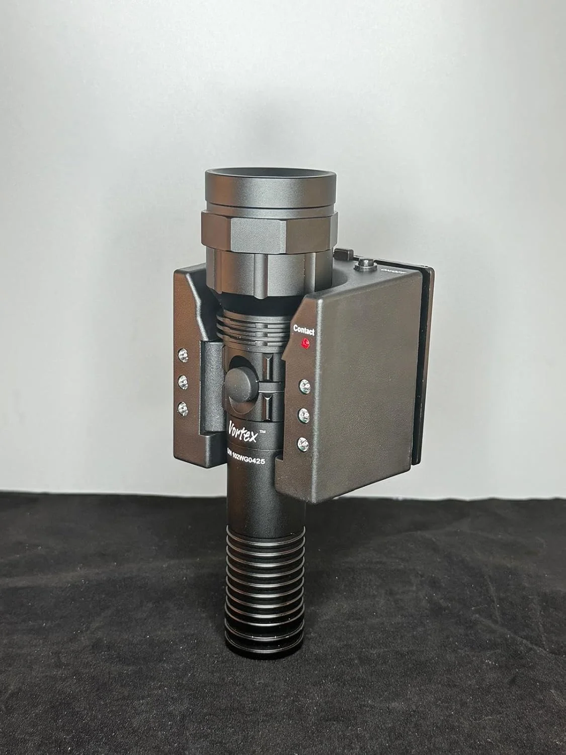 چراغ قوه اضطراری قدرتمند LED مدل Vortex TM604 با قابلیت نصب روی دیوار، توان بالا 1800 لومن، عملکرد تاکتیکی آماده به کار 24/7، ابزار امنیتی برای خودرو و منزل چراغ قوه اضطراری قدرتمند LED مدل Vortex TM604 با قابلیت نصب روی دیوار، توان بالا 1800 لومن، عملکرد تاکتیکی آماده به کار 24/7، ابزار امنیتی برای خودرو و منزل