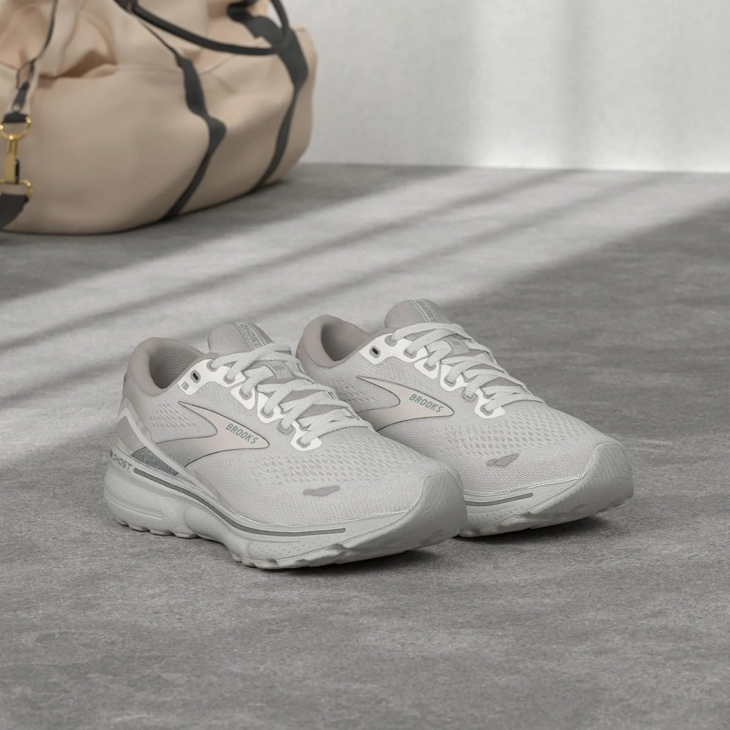 کفش ورزشی زنانه بروکس Ghost 15 کفش ورزشی زنانه بروکس Ghost 15