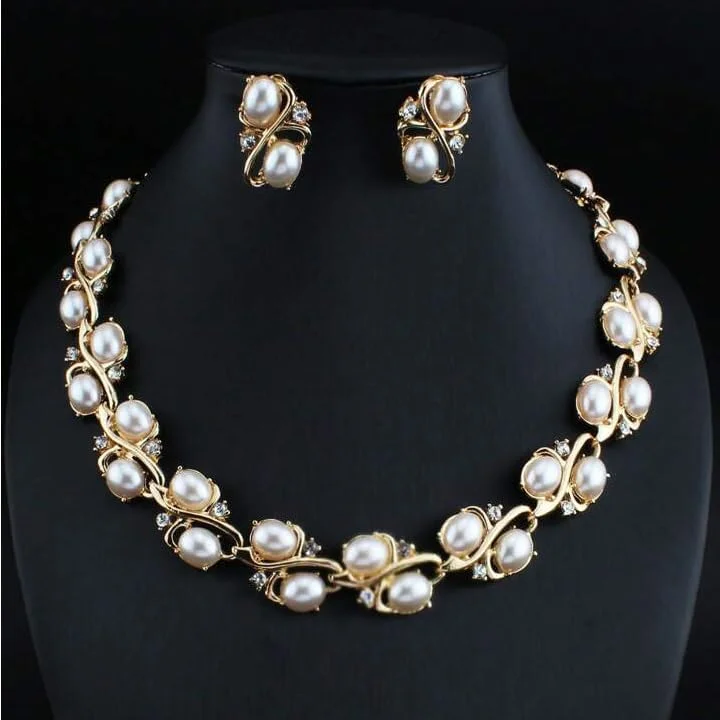 ست جواهرات گردنبند و گوشواره مرواریدی شیک و جدید زنانه Shining Diva Fashion (15225s) ست جواهرات گردنبند و گوشواره مرواریدی شیک و جدید زنانه Shining Diva Fashion (15225s)