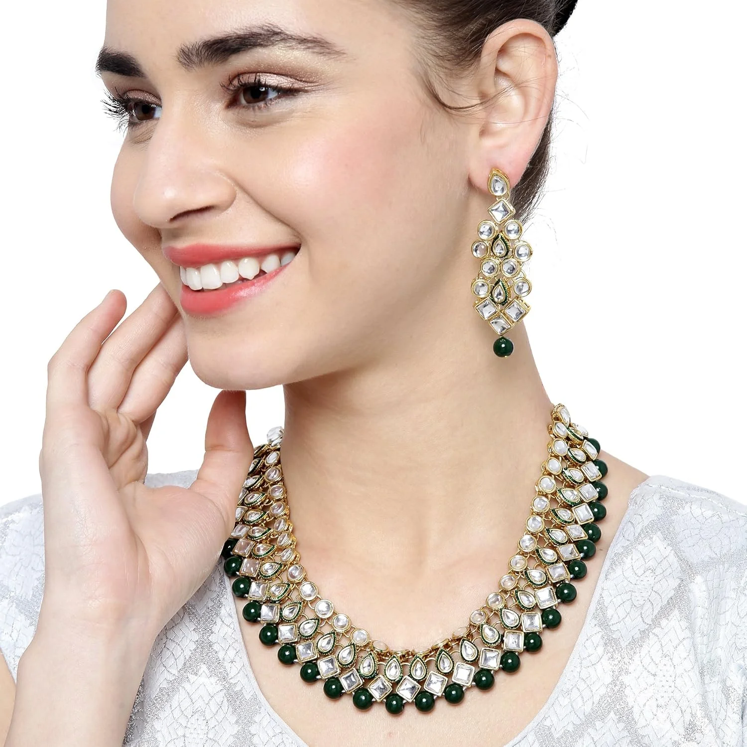 ست جواهرات زنانه با روکش طلای نگین دار شاینینگ دیوا (سبز) (rrsd7818s) ست جواهرات زنانه با روکش طلای نگین دار شاینینگ دیوا (سبز) (rrsd7818s)