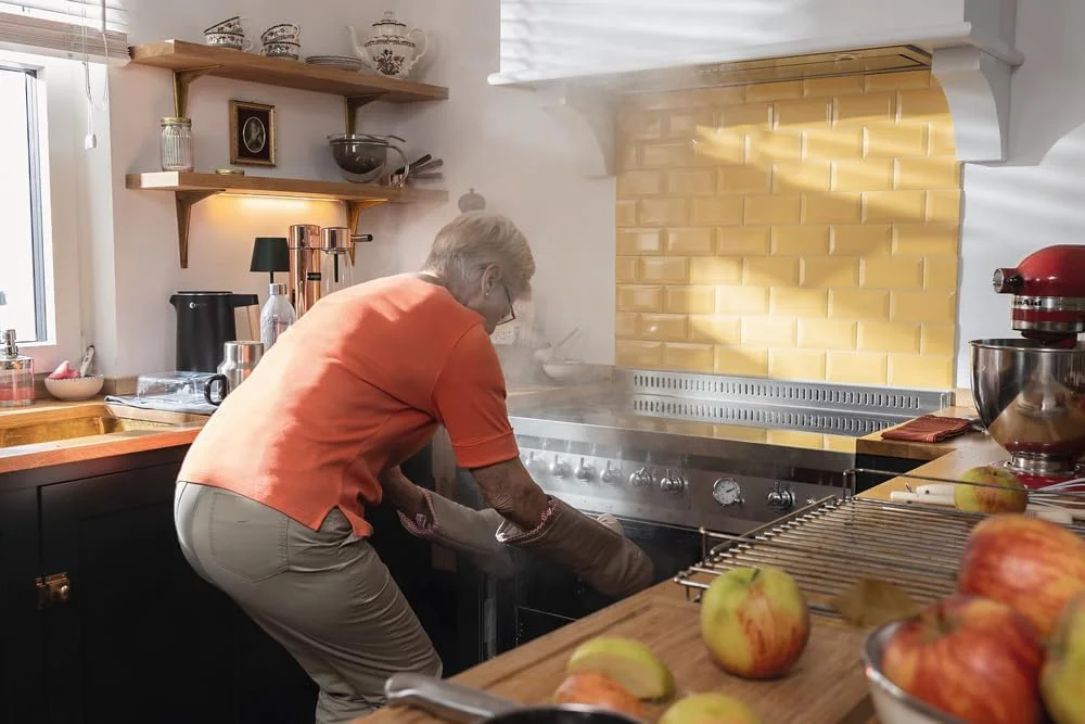 آشکارساز دود ABUS برای سیستم دزدگیر بی سیم Smartvest Pro - آلارم دود بی سیم برای اتاق کودک، اتاق خواب، راهرو، آشپزخانه و سایر اتاق ها - نصب با پیچ یا چسب - تست شده DIN EN 14604