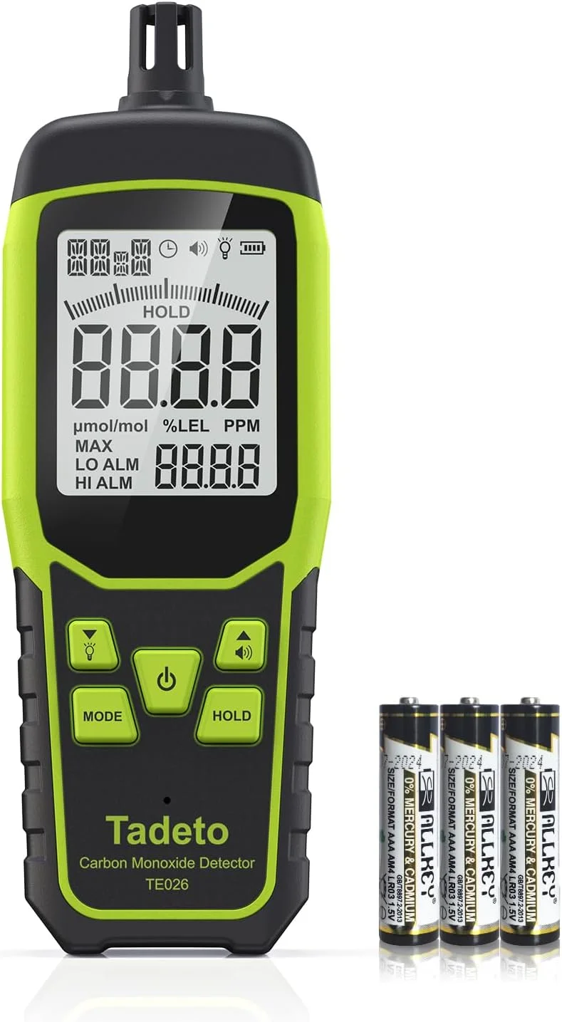 دتکتورهای مونوکسید کربن Tadeto، دتکتور CO قابل حمل با آلارم صوتی و تصویری، صفحه نمایش دارای نور پس زمینه 2.4 اینچی 0-1000PPM، دستگاه اندازه گیری گاز CO مسافرتی برای خانه، صنعت و فضای باز (شامل باتری x3)