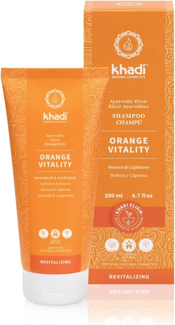 شامپو آیورودا KHADI ORANGE VITALITY، 100% طبیعی، بدون سیلیکون و سولفات، حجم دهنده و حالت دهنده مو، احیا کننده موهای کدر و چرب، مشخص کننده فر مو، مراقبت از مو وگان، زیبایی ارگانیک 200 میلی لیتر