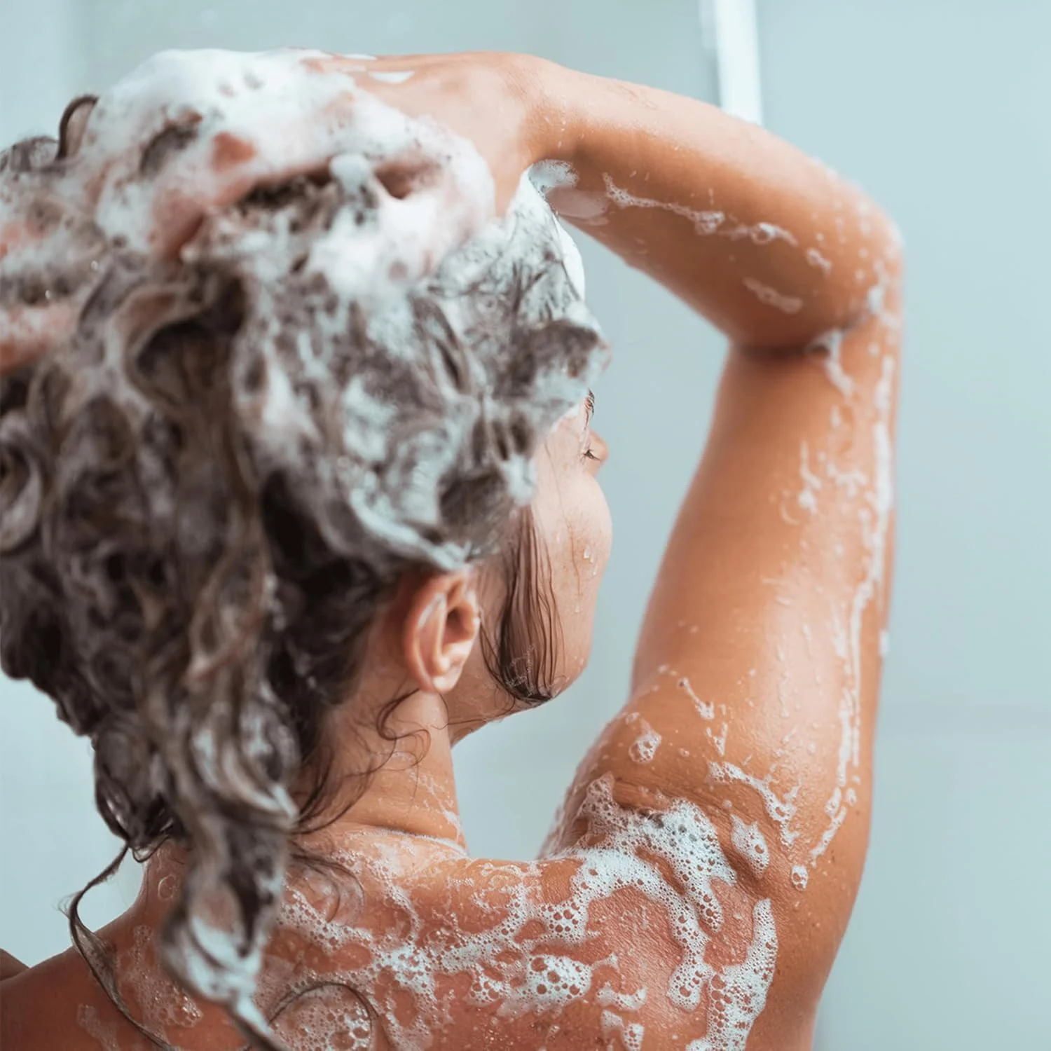 شامپو صاف کننده مو نو اسکین ReNu - بدون سولفات | محافظ رنگ مو | شامپو بدون پارابن برای موهای خشک و کنترل وز | غنی شده با پانتنول برای موهای نرم | محصولات مراقبت از مو | 1000 میلی لیتر