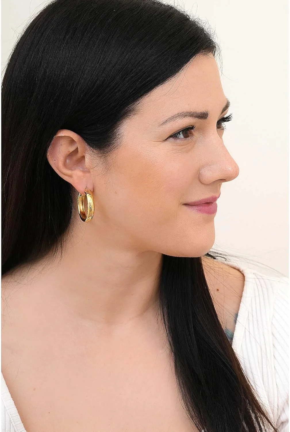 گوشواره های حلقه ای زنانه گس مدل JUBE04191JWYGT-U گوشواره های حلقه ای زنانه گس مدل JUBE04191JWYGT-U