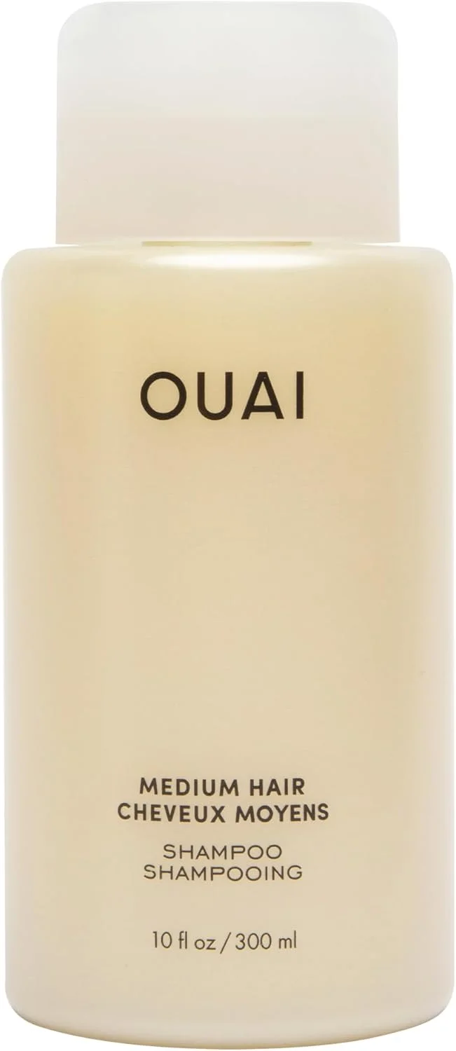 شامپو موی متوسط OUAI. شامپو فوق العاده آبرسان با روغن های باباسو و نارگیل تغذیه می کند، با کراتین تقویت می کند و با عصاره کامکوات درخشش می بخشد. فاقد پارابن، سولفات و فتالات (300 میلی لیتر)