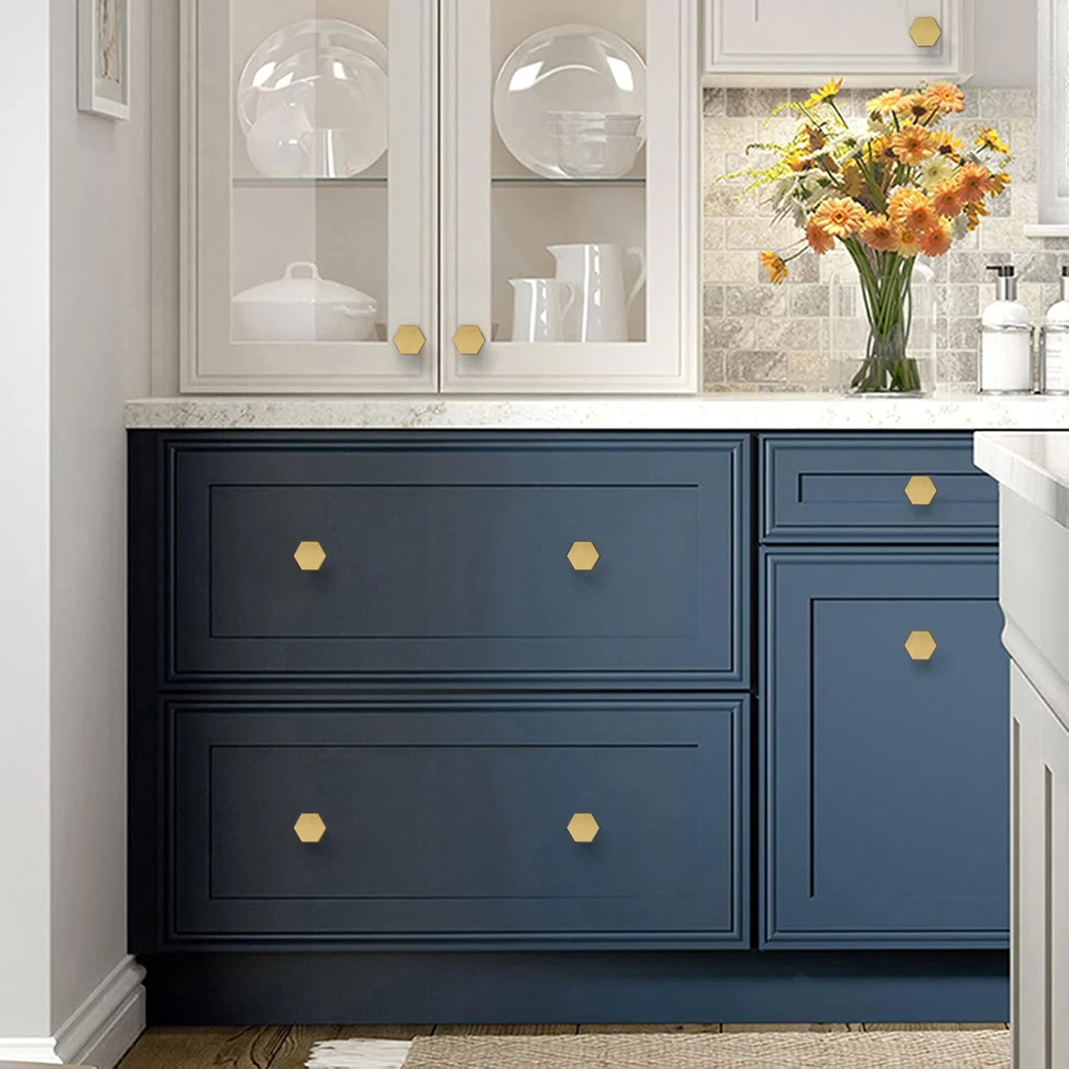 دستگیره کابینت MAKINGTEC طلایی، دستگیره کشو برنجی جامد، دستگیره کمد با 6 پیچ برای کشو، کمد لباس، کابینت، درها، دکوراسیون (6 عدد)