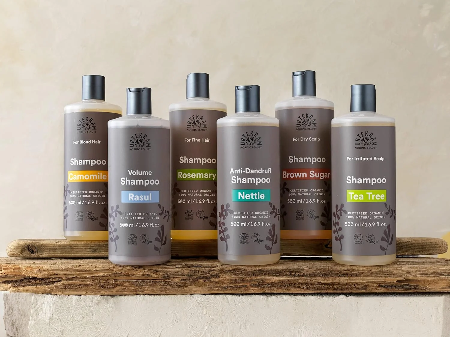 شامپو بابونه ارگانیک اورتکرام مخصوص موهای بلوند 500 میلی لیتر شامپو بابونه ارگانیک اورتکرام مخصوص موهای بلوند 500 میلی لیتر