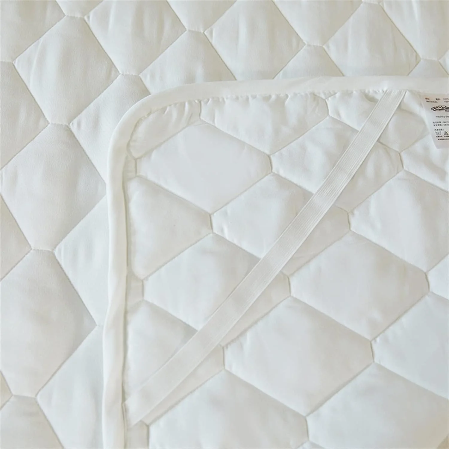 تشک کامل ویزکو، تشک سفارشی سفید هتلی، پد تشک دو نفره، مناسب چهار فصل تشک کامل ویزکو، تشک سفارشی سفید هتلی، پد تشک دو نفره، مناسب چهار فصل